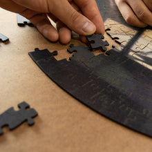 Cargar imagen en el visor de la galería, Rompecabezas REDONDO PERSONALIZADO en Madera